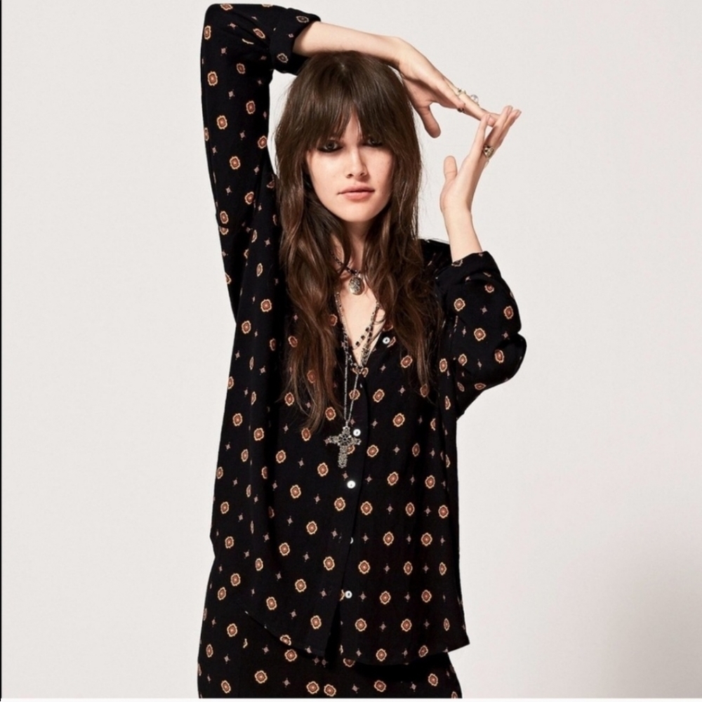 𝅺FREE People Intimately Medallion Print Button down shirt